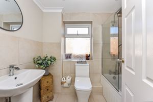 Family Bathroom- click for photo gallery